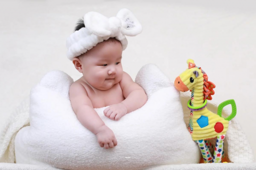 临朐宝宝多久可以竖着抱 临朐宝宝多久可以竖着抱